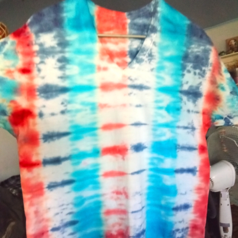 Hand dyed v neck t-shirt